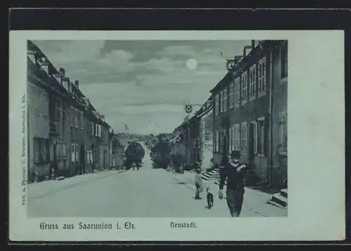 Mondschein-AK Saarunion i. Els., Strassenpartie Neustadt mit Fernblick
