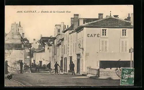 AK Gannat, Entrée de la Grande Rue
