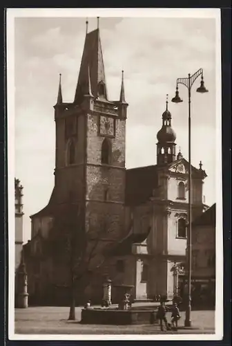 AK Leitmeritz / Litomerice, Vor der Stadtkirche