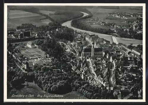 AK Landsberg a. Lech, Teilansicht mit Kirche, Fliegeraufnahme