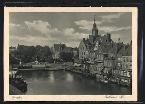 AK Emden, Rathausdelft mit Denkmal