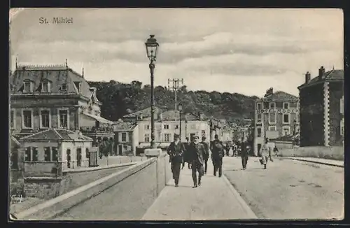 AK St. Mihiel, Teilansicht mit Hotel und Brücke