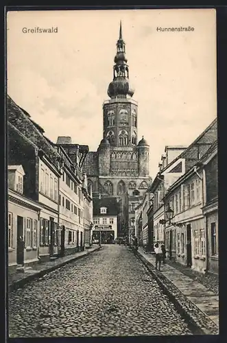 AK Greifswald, Blick in die Hunnenstrasse