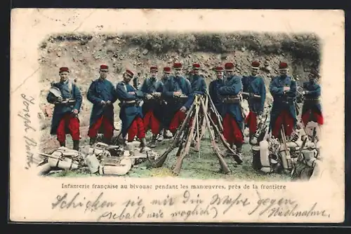 AK Infanterie francaise au bivonac, manoevres, pres de la frontiere