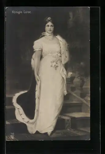 AK Königin Luise von Preussen mit einer Rose in der Hand