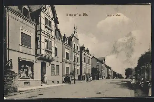 AK Bendorf a. Rh. Hauptstrasse mit Fachwerkhaus