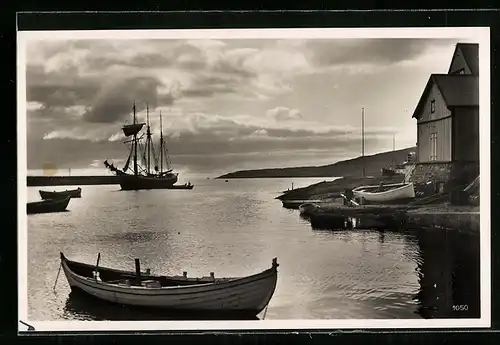 AK Thorshavn /Faroer-Inseln, Abendstimmung am Hafen