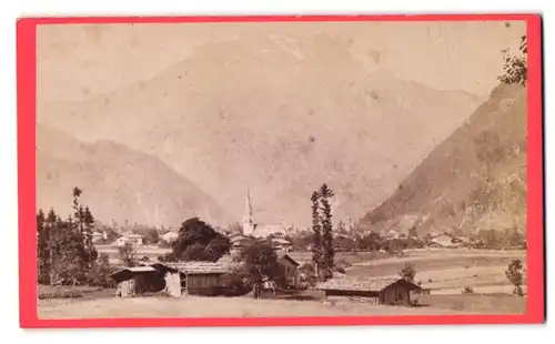 Fotografie Kaspar Angerer, Schwaz, Ansicht Mayrhofen, Blick nach dem Ort mit Kirche