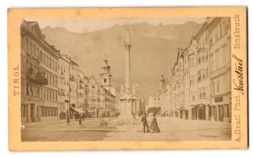 Fotografie A. Gratl. Innsbruck, Ansicht Innsbruck, Partie in der Marie-Theresie Strasse mit Annasäule