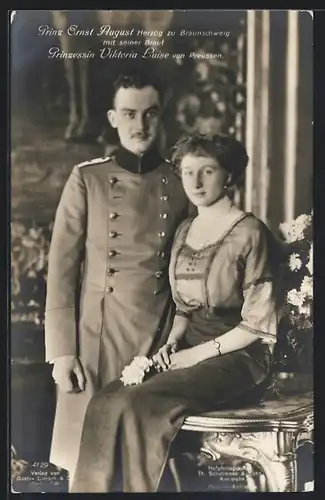 AK Prinz Ernst August Herzog von Braunschweig mit seiner Braut Prinzessin Victoria Luise von Preussen