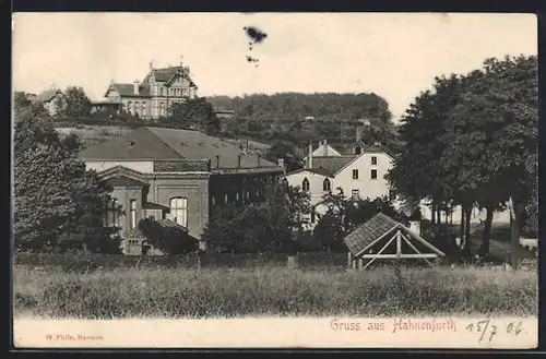 AK Hahnenfurth, Blick von der Wiese auf die Ortschaft