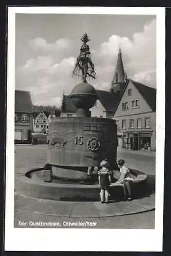 AK Ottweiler /Saar, Kinder am Quakbrunnen
