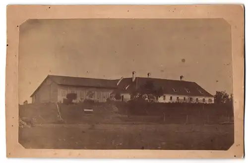 Fotografie unbekannter Fotograf, Ansicht Liboch / Libechov, der Maierhof zu Schlosses