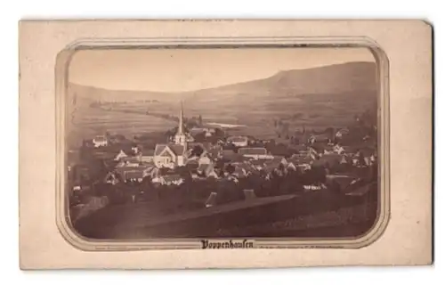 Fotografie V. M. Wagenhäuser, Hersfeld, Ansicht Poppenhausen, Blick auf den Ort mit der Wasserkuppe