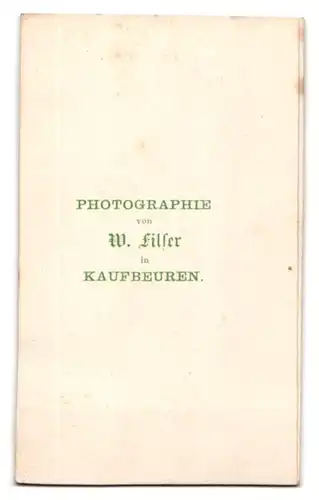 Fotografie W. Filser, Kaufbeuren, stattlicher Herr im Anzug mit Vollbart
