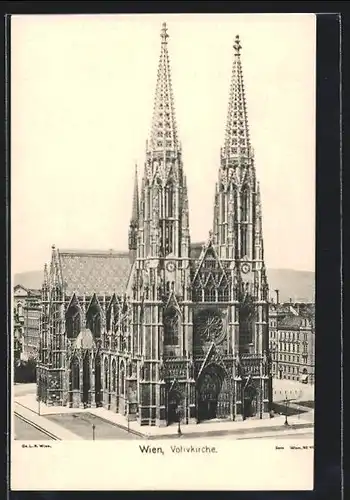 AK Wien, Votivkirche aus der Vogelschau