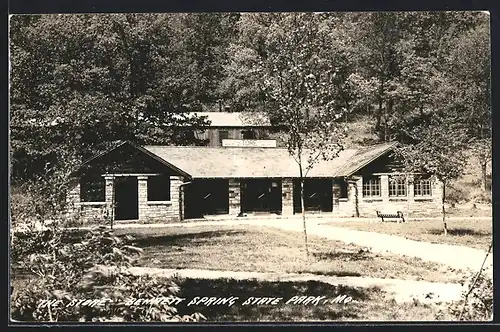 Foto-AK Brice, MO, The Store, Bennett Spring State Park