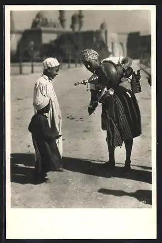 AK arabische Händler. Orientalische Typen, der Limonadenverkäufer