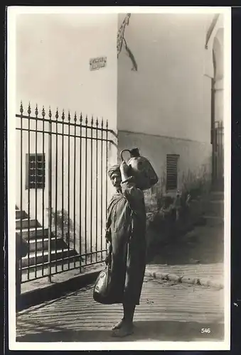 AK Orientalischer Wasserträger in einer Strasse