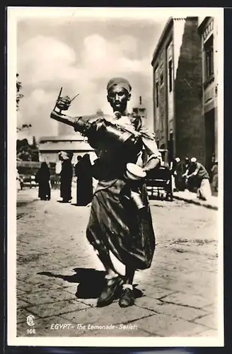 AK Egypt, The Lemonade-Seller, Arabischer Limonadenverkäufer