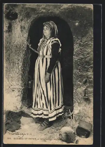 AK Une femme Mozabite