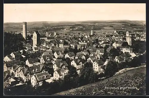 AK Ravensburg, Ortspanorama mit Burgturm und Kirche