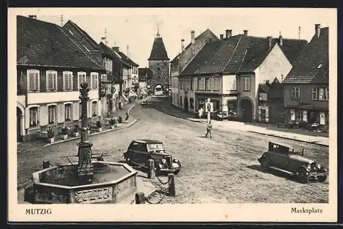 AK Mutzig, Marktplatz mit Geschäften