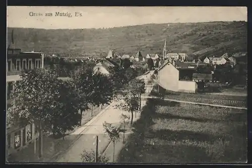 AK Mutzig i. E., Ortsansicht mit Magistrale aus der Vogelschau
