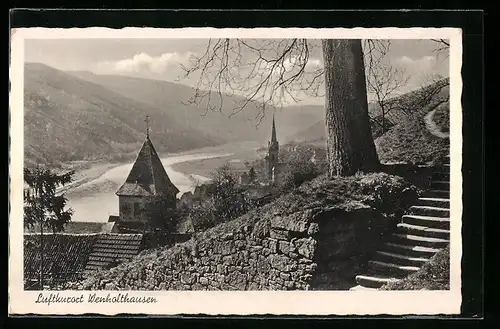 AK Wenholthausen, Blick vom Treppenabgang auf die Kirche und den Fluss