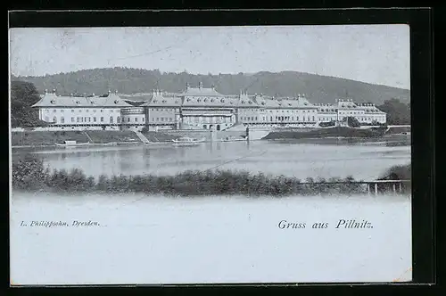 AK Dresden-Pillnitz, Blick auf das Schloss an der Elbe