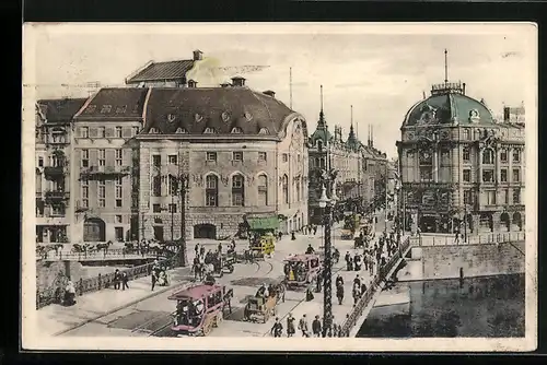 AK Berlin, Weidendammer Brücke und Deutsches Schauspielhaus