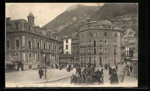 AK Cauterets, Place de la Mairie
