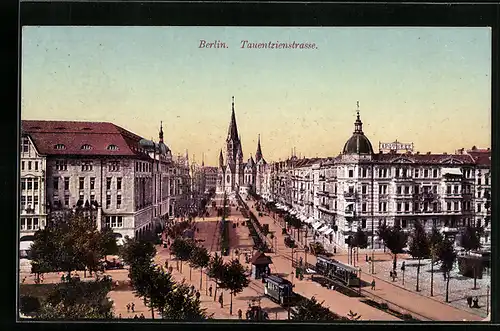 AK Berlin-Charlottenburg, Tauentzienstrasse mit Apotheke und Strassenbahn