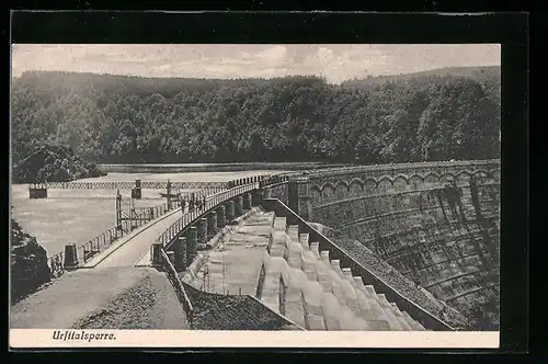 AK Gemünd, Urfttalsperre, die Sperrmauer und der Wasser-Überlauf