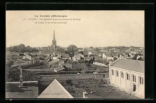 AK Lucon, Vue generale prise du sommet du College