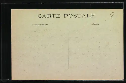 AK L`Aiguillon-sur-Mer, Strasse im Ort, Strassenansichten, Wohnhäuser, Frau in Tracht