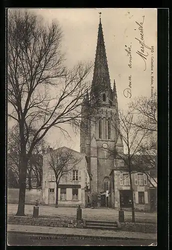 AK Fontenay-le-Comte, La Flèche de l`Église Notre-Dame