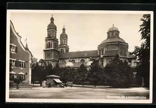 AK Kempten, St.Lorenzkirche vom Platz aus