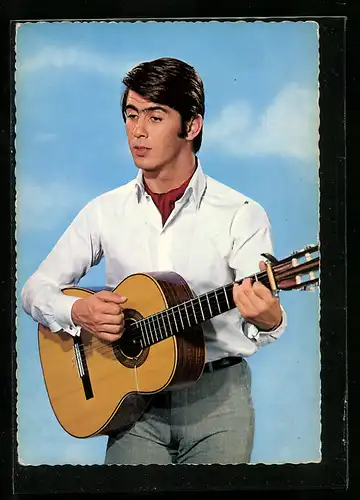 AK Musiker Abi Ofarim, Portrait mit Gitarre