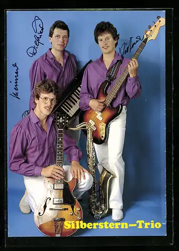 AK Musiker Silberstein Trio mit ihren Instrumenten, Autogramme
