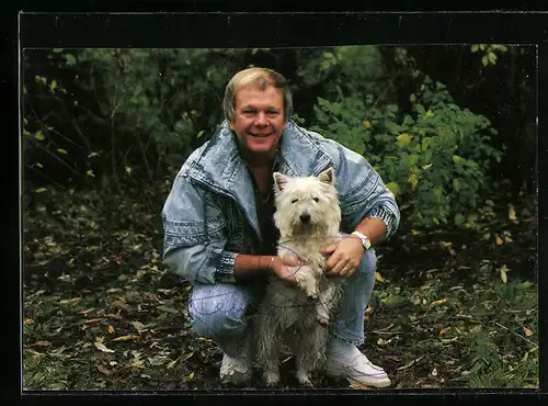 AK Musiker Graham Bonny mit Hund porträtiert