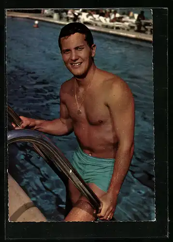 AK Musiker Pat Boone in Badehose