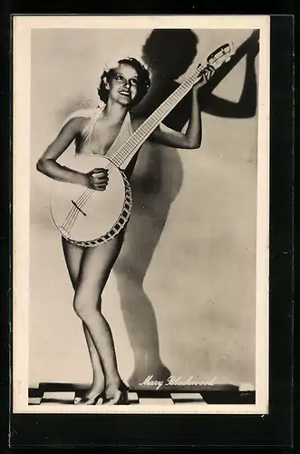AK Schauspielerin Mary Blackwood mit Banjo auf einer Bühne