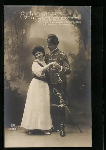 AK Operette Ein Walzertraum, Darsteller in Kostümen im Szenenbild