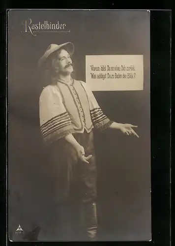 AK Operette Rastelbinder, der Hauptdarsteller im Kostüm