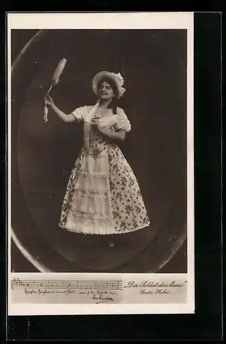 AK Darstellerin Grete Holm im Kostüm in Der Soldat der Marie