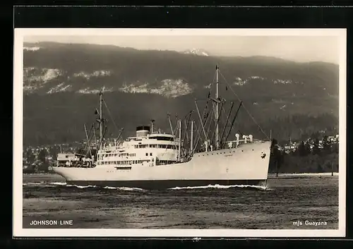 AK Handelsschiff M.S. Guayana in Küstennähe