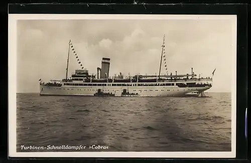 AK Turbinen-Schnelldampfer Cobra in Fahrt