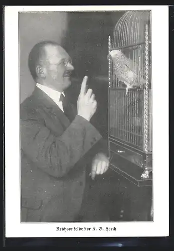AK Reichsonfeldoktor R. D. Horch mit Papagei