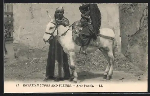 AK Egypt, Egyptian Types and Scenes, Arab Family, arabische Volkstypen